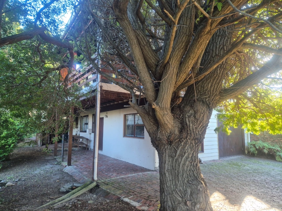 4 Bedroom Property for Sale in Palmiet Western Cape